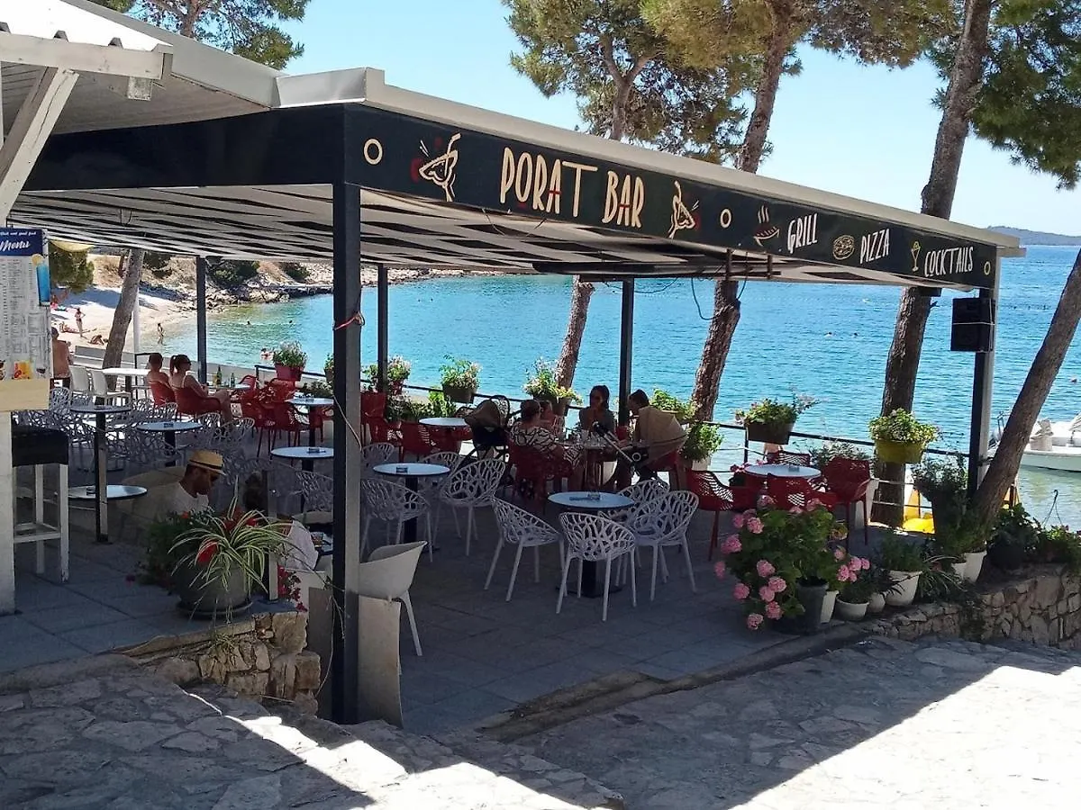 Oremore - Premium Mobile Home - Oaza Mira Camping, Drage 0*,  Croatia